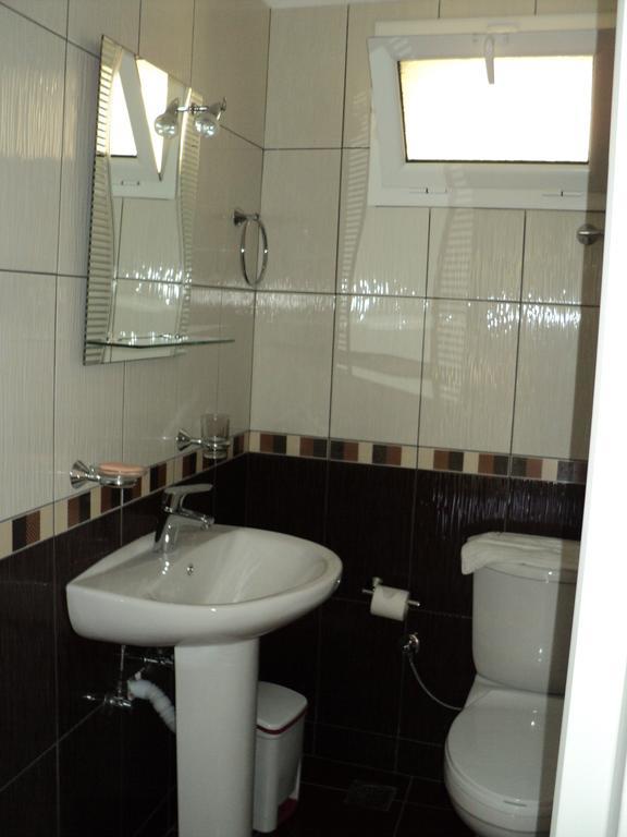 Hotel Kosteli Himare
